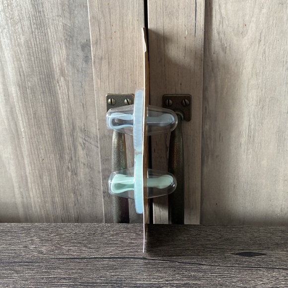 NUK Silicone Soothers NWT 0-12m - Picture 2 of 6